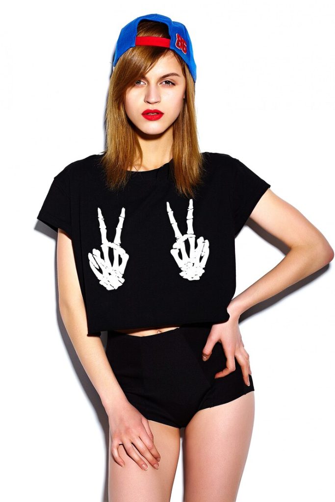 Cropped Graphic Tee